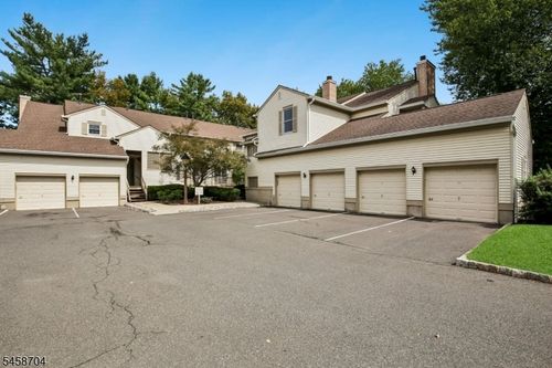 44 Jamestown Rd, Basking Ridge, NJ, 07920-3042 | Card Image