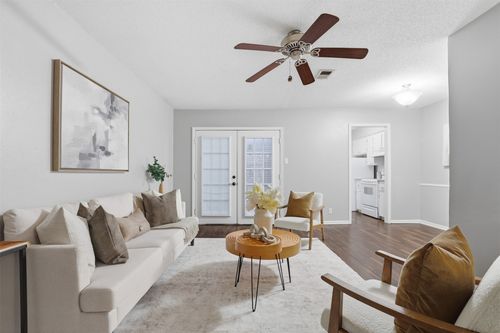 3505 Greystone Dr, Austin, TX, 78731-2344 | Card Image