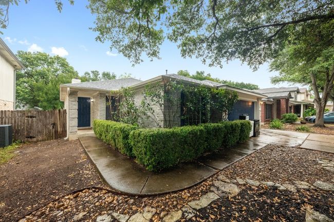 Mature landscaping in front | Image 26