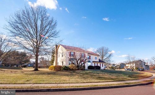 1016 Winding River Ln, Phoenixville, PA, 19460-3182 | Card Image