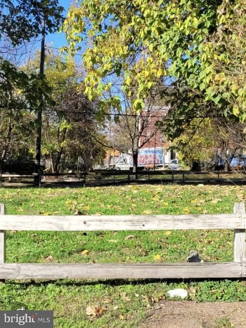 2232 N 4th St, PHILADELPHIA, PA, 19133-2907 | Card Image