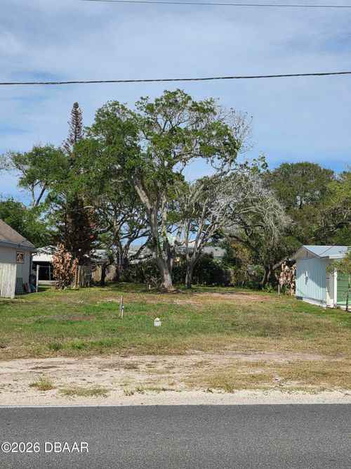 2803 Saxon Dr, NEW SMYRNA BEACH, FL, 32169-3435 | Card Image