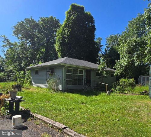 21964 St Louis Road, MIDDLEBURG, VA, 20117 | Card Image