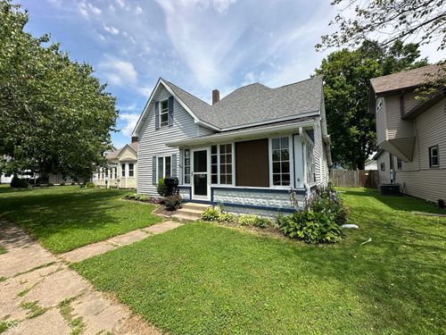 226 N East St, Spencer, IN, 47460-1406 | Card Image