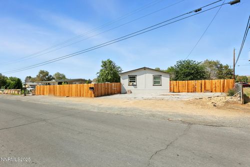5795 Yukon Dr, Sun Valley, NV, 89433-7236 | Card Image