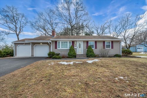 32 Gantley Road, Windsor Locks, CT, 06096 | Card Image