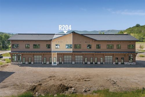 r204-2110 Taxi Way, Steamboat Springs, CO, 80487-5391 | Card Image