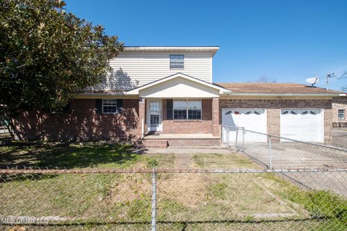 3222 Toncrey Rd, D'Iberville, MS, 39540-2688 | Card Image