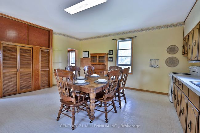 835526 4 Th Line, Home with 4 bedrooms, 2 bathrooms and 10 parking in Mono ON | Image 19