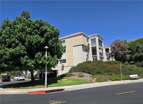 2h-5499 Paseo Del Lago W, Laguna Woods, CA, 92637-2606 | Card Image
