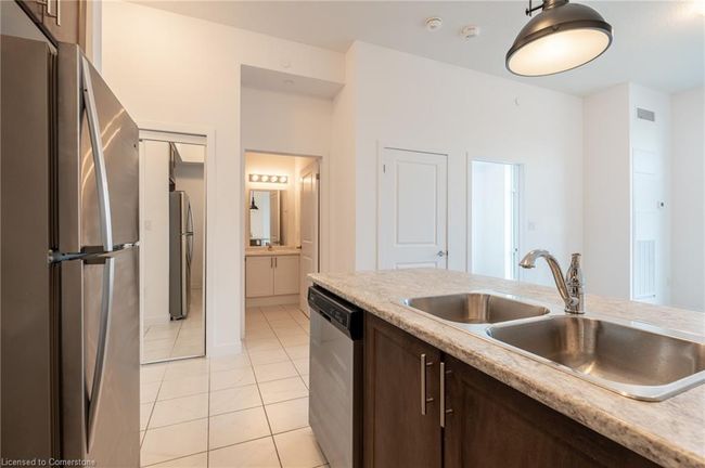106 - 460 Dundas St E, House attached with 1 bedrooms, 1 bathrooms and 1 parking in Hamilton ON | Image 16