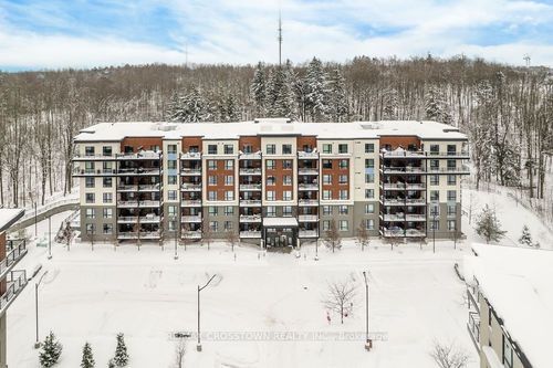 609-304 Essa Rd, Barrie, ON, L9J0H4 | Card Image