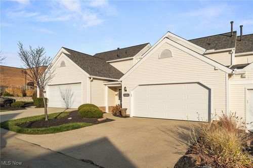 21862 Addington Blvd, Rocky River, OH, 44116-3966 | Card Image