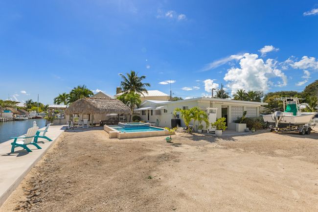 Left Yard | Image 33