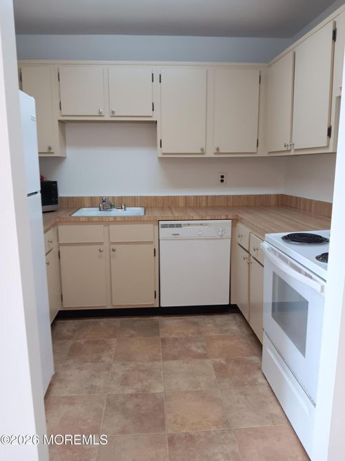6b-260 Ocean Ave, Sea Bright, NJ, 07760-2149 | Card Image