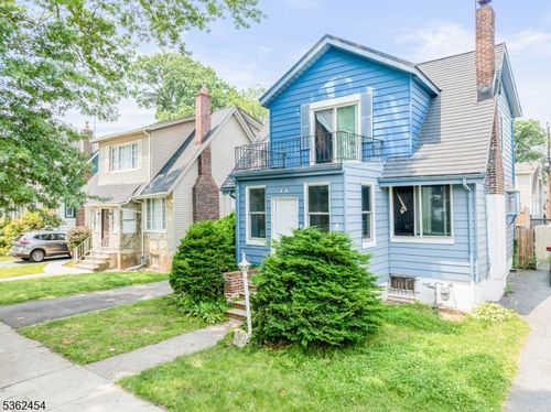 25 Grand Ave, East Orange, NJ, 07018-2707 | Card Image