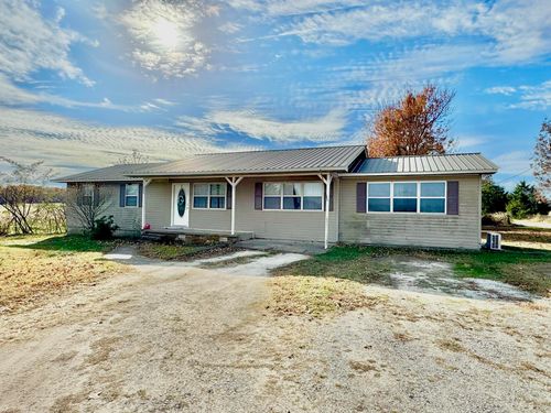 520 Cutoff Rd, Melbourne, AR, 72556-9052 | Card Image