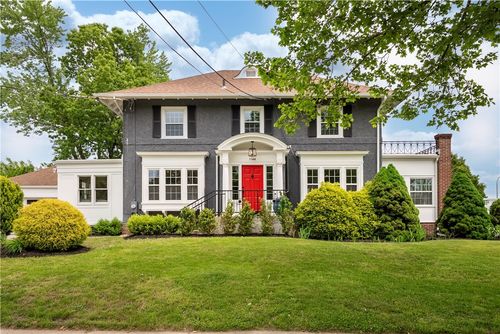 1144 Narragansett Blvd, Cranston, RI, 02905-4012 | Card Image