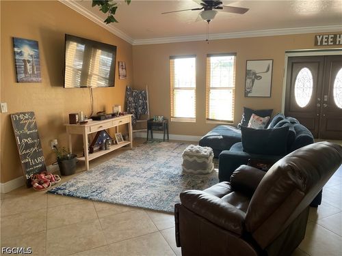 531 39th Ter, Cape Coral, FL, 33914-5821 | Card Image
