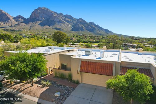 848 E Camino Diestro, Oro Valley, AZ, 85704 | Card Image