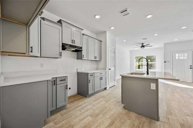 AB - 4139 Brinkley St, Home with 6 bedrooms, 4 bathrooms and null parking in Houston TX | Image 7