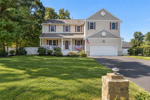 22 Arbor Dr, Coventry, RI, 02816-6395 | Card Image