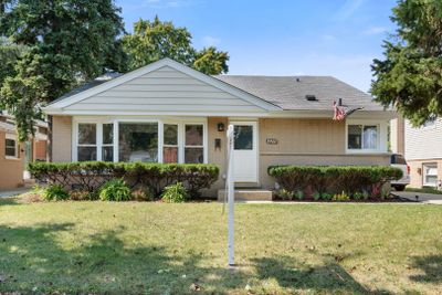 8900 N Ozanam Avenue, House other with 3 bedrooms, 2 bathrooms and 2 parking in Niles IL | Image 1