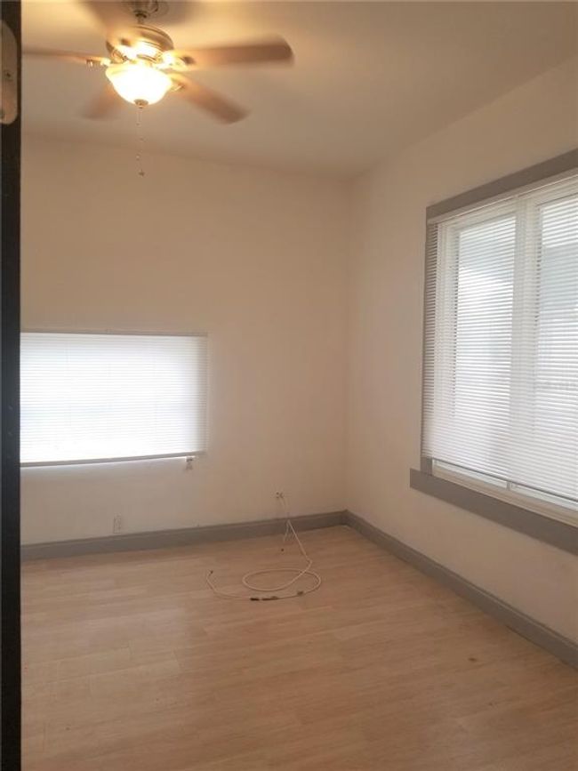 2107 W Chestnut St, House other with 4 bedrooms, 2 bathrooms and null parking in TAMPA FL | Image 6