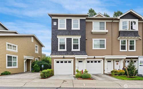 unit-b107-7574 129th Pl Se, Newcastle, WA, 98056-1808 | Card Image