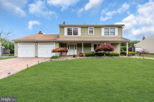 23 N Rhoda St, MONROE TOWNSHIP, NJ, 08831-8648 | Card Image