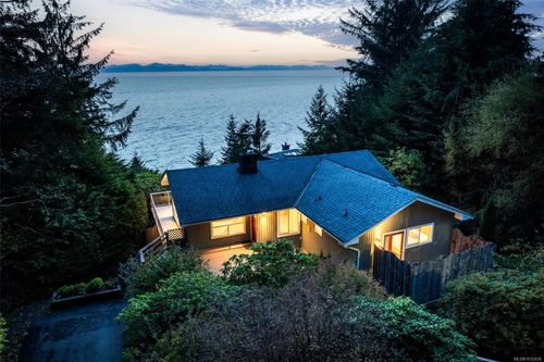 2594 Seaside Dr, Shirley, BC, V9Z1G7 | Card Image