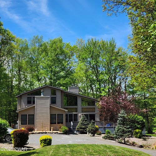 344 Canoe Brook Dr, Hawley, PA, 18428 | Card Image