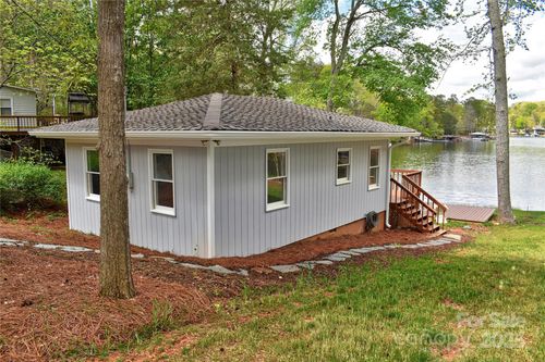 139 Sanford Ln, Badin Lake, NC, 28127-7648 | Card Image