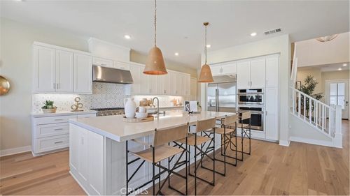 15410 Oakbrush St, Hacienda Heights, CA, 91745-4440 | Card Image