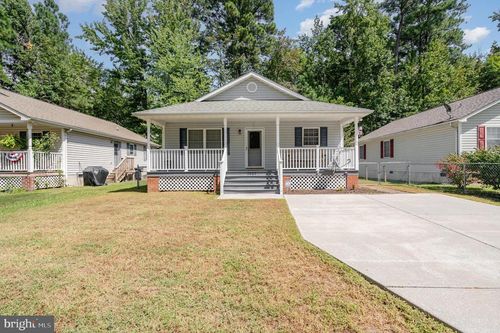 2005 Mckinney Blvd, COLONIAL BEACH, VA, 22443-1528 | Card Image