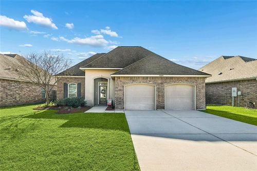 70089 Hirson Ct, Madisonville, LA, 70447-3243 | Card Image