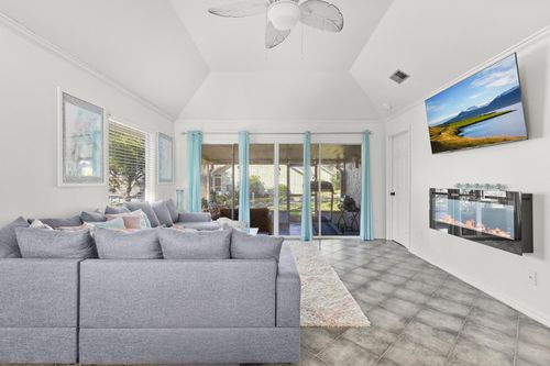 45-1329 Villa Ln, Apopka, FL, 32712-2131 | Card Image