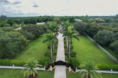 13431 Old Sheridan St, House other with 5 bedrooms, 5 bathrooms and null parking in Southwest Ranches FL | Image 2