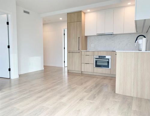 1511-13685 102 Ave, Surrey, BC, V3T0S2 | Card Image
