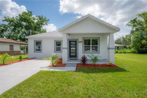 6215 N 44th St, TAMPA, FL, 33610-3925 | Card Image