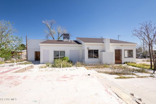 12717 Socorro Rd, San Elizario, TX, 79849-8604 | Card Image