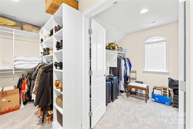primary closet | Image 21