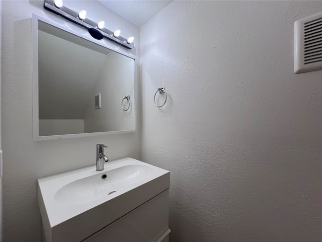 APT-2C - 4777 Cedar Springs Rd, Condo with 2 bedrooms, 2 bathrooms and null parking in Dallas TX | Image 16