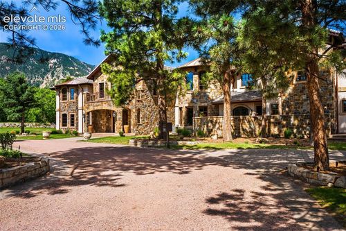 22 Crossland Rd, Colorado Springs, CO, 80906-4302 | Card Image