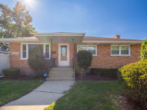 18010 Oakley Ave, Lansing, IL, 60438-2133 | Card Image
