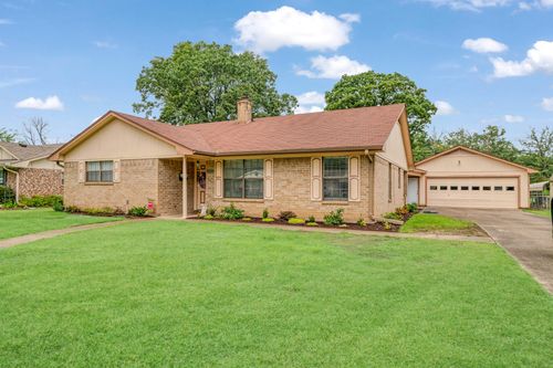 3630 W Houston St, Paris, TX, 75460-3530 | Card Image