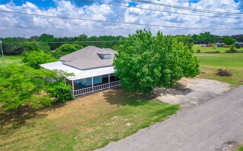 325 County Road 100, San Saba, TX, 76877 | Card Image