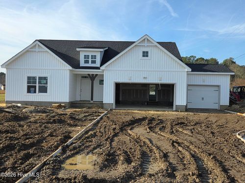 2812 Tucker Hill Dr, Grimesland, NC, 27837-7705 | Card Image