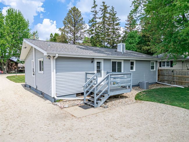 304 Hortense Dr, House other with 3 bedrooms, 2 bathrooms and 8 parking in Kirkland IL | Image 24