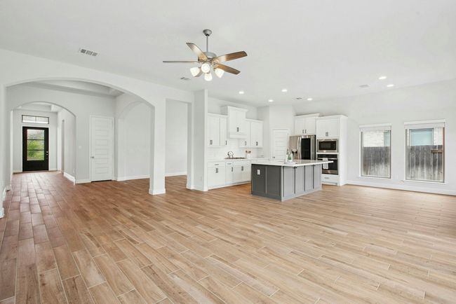 16705 Christina Garza Dr, House other with 4 bedrooms, 3 bathrooms and 2 parking in Manor TX | Image 8